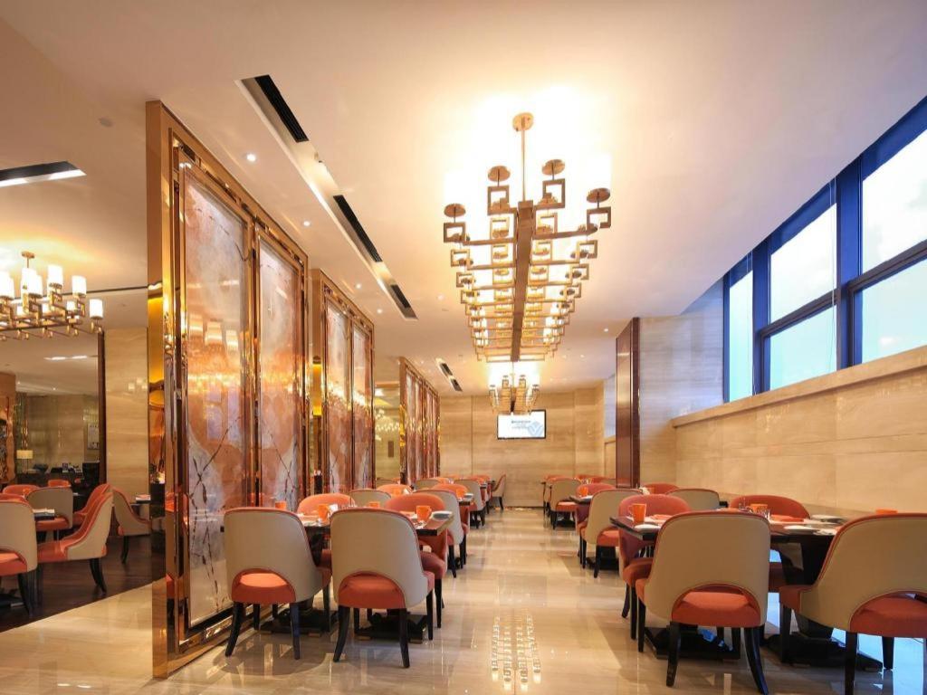 Hotel Wyndham Grand Plaza Royale Huayu Chongqing Exterior foto